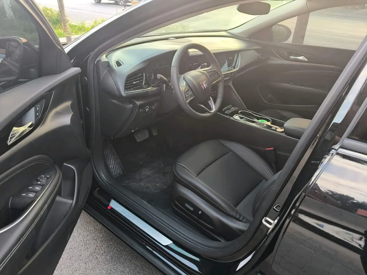Buick 2025 Regal 1.5T 25T Super Edition Automatic Gear 6