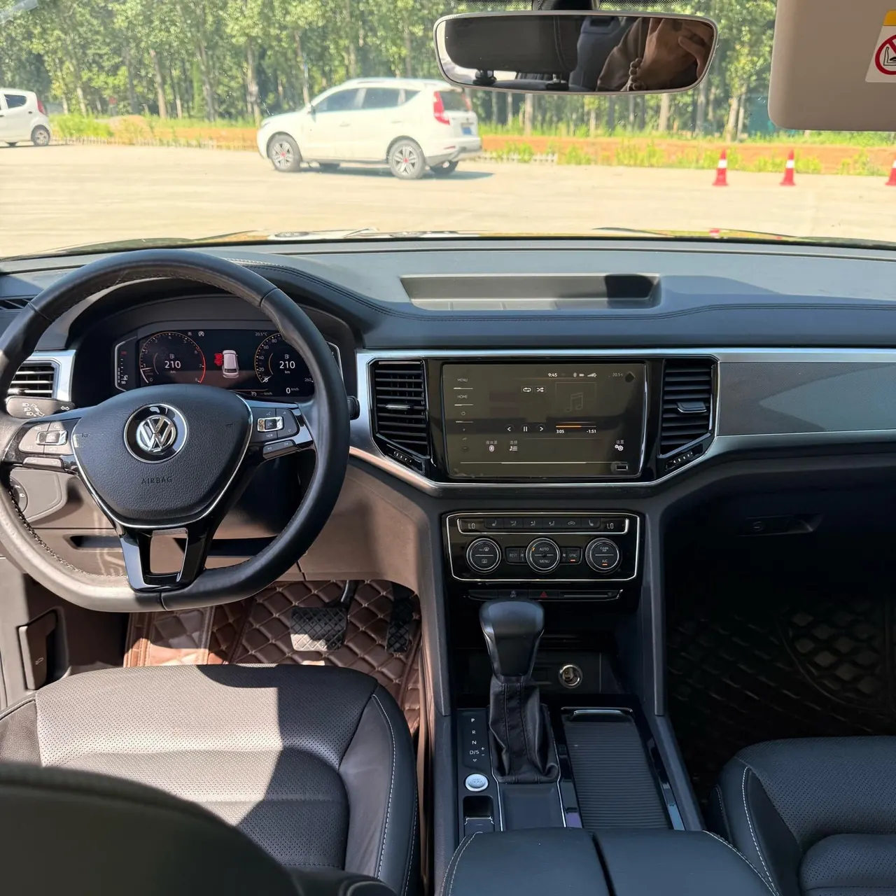 Volkswagen 2020 Tuang 2.0TSI 330TSI Two-Drive Deluxe Automatic Gear 6