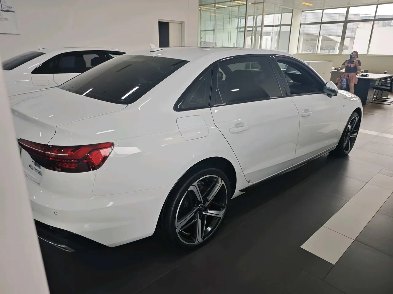 Audi 2024 A4L 2.0TFSI 40TFSI Deluxe Dynamic Automatic 7