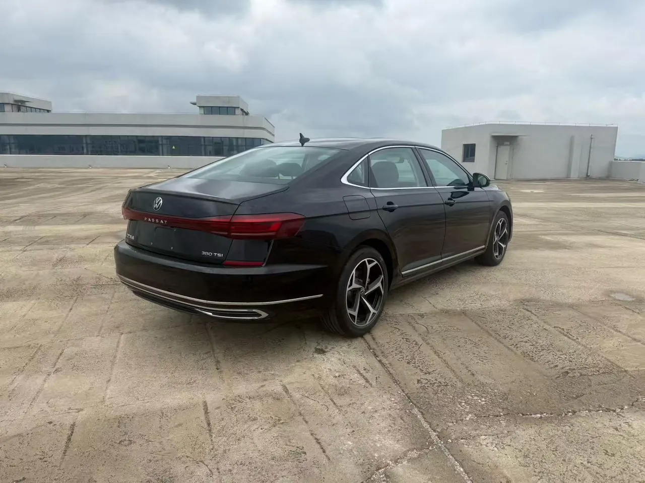 Volkswagen 2026 Passat 2.0TSI 380TSI Subut Longteng Edition Automatic Gear 7