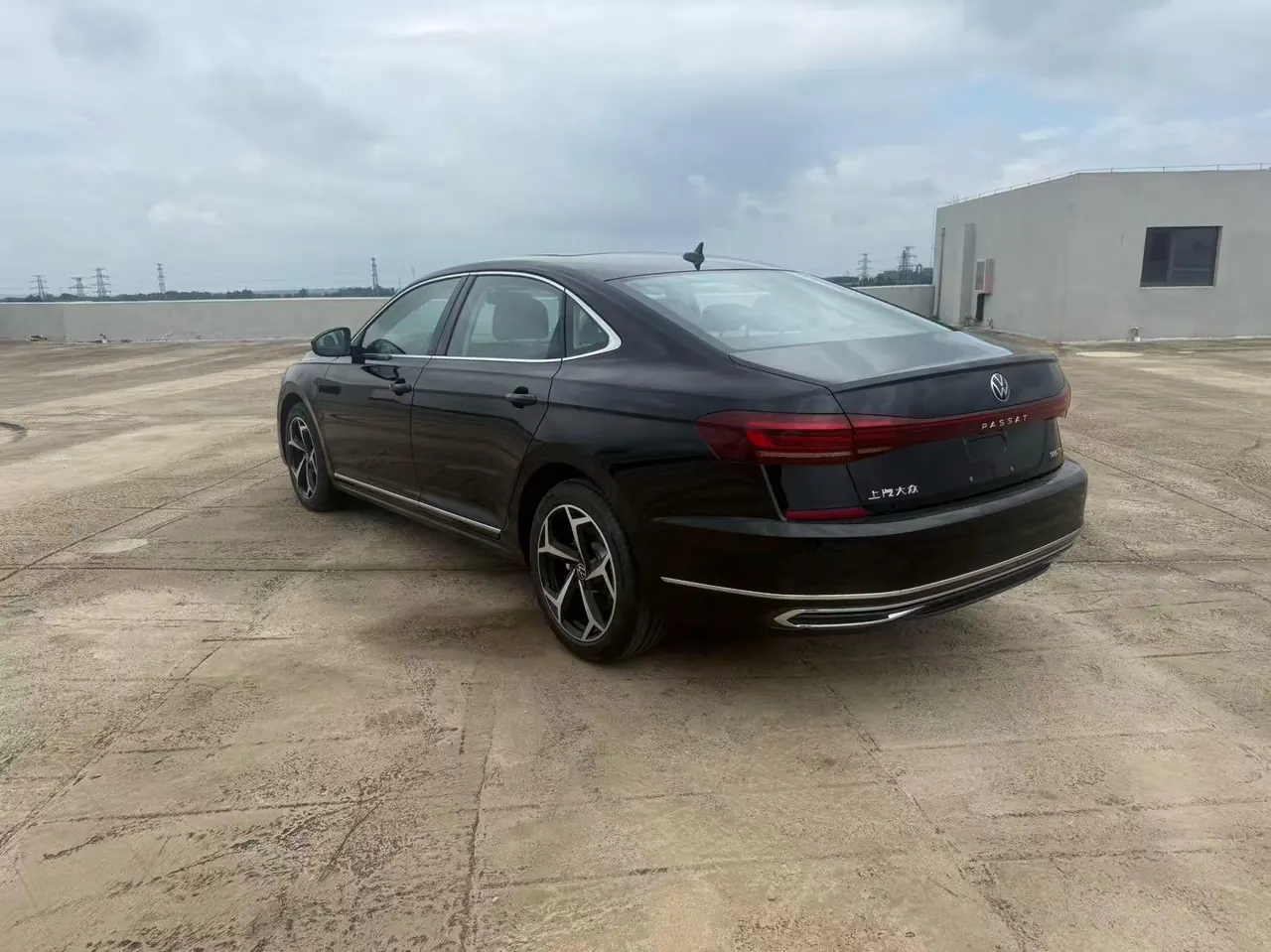 Volkswagen 2026 Passat 2.0TSI 380TSI Subut Longteng Edition Automatic Gear 9