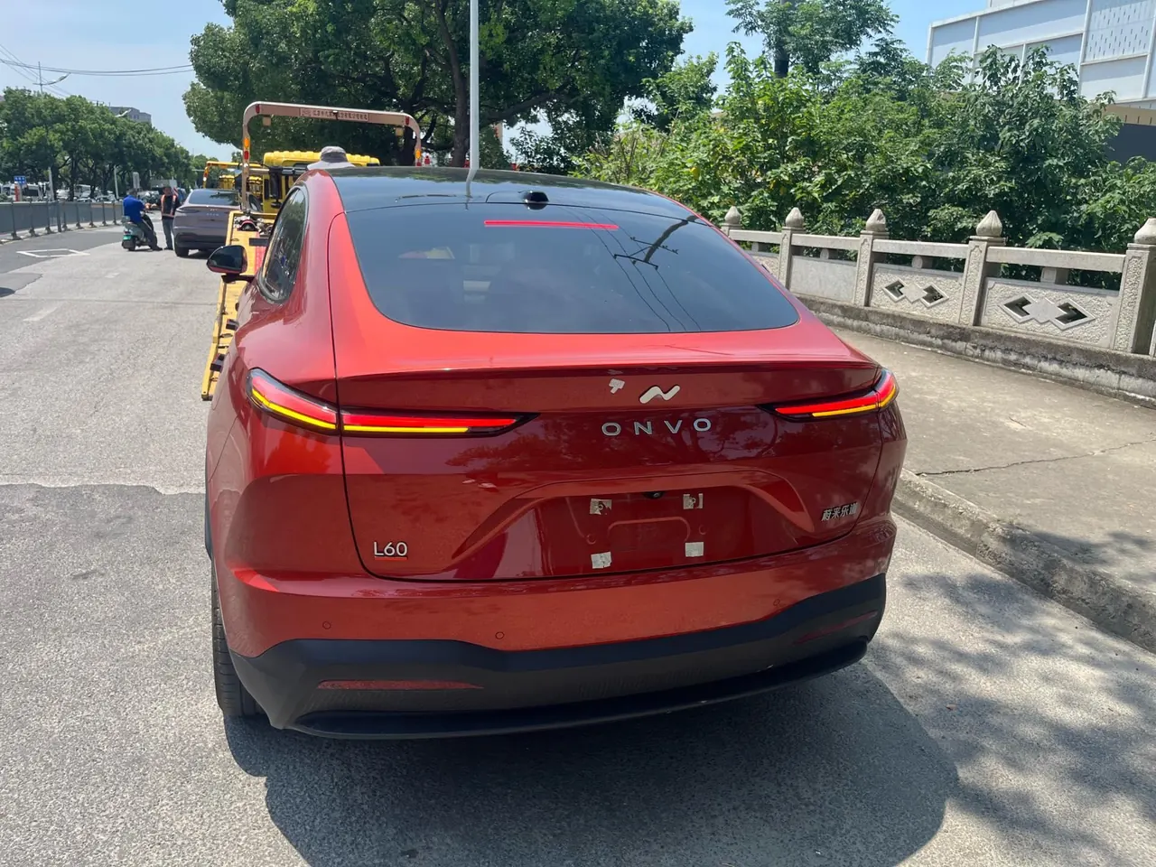 ONVO 2024 L60 60kwh four-wheel drive version of automatic gear 3
