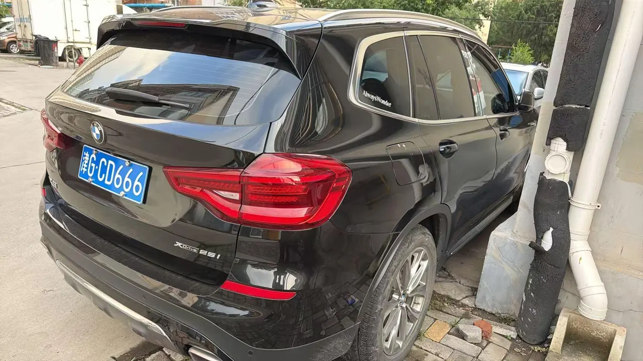 BMW 2020 X3 xDrive25i 2.0T luxury set automatic gear 2