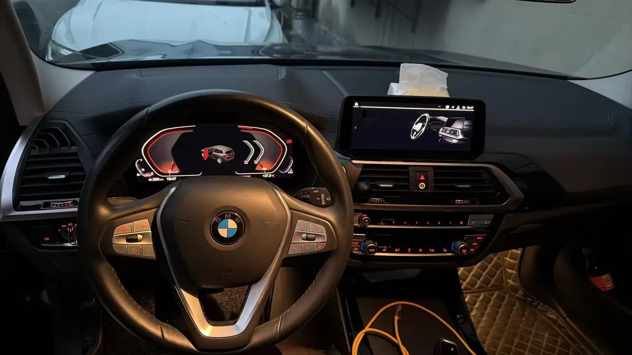 BMW 2020 X3 xDrive25i 2.0T luxury set automatic gear 3