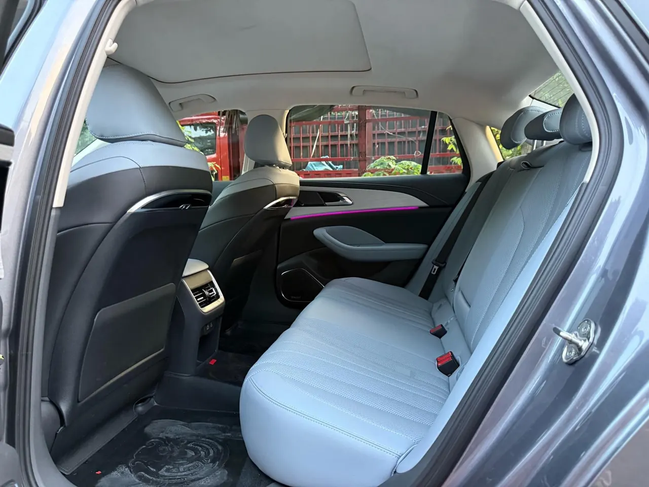 HongQi 2025 H5 PHEV 1.5T 170 Super Hybrid Automatic Gear 5