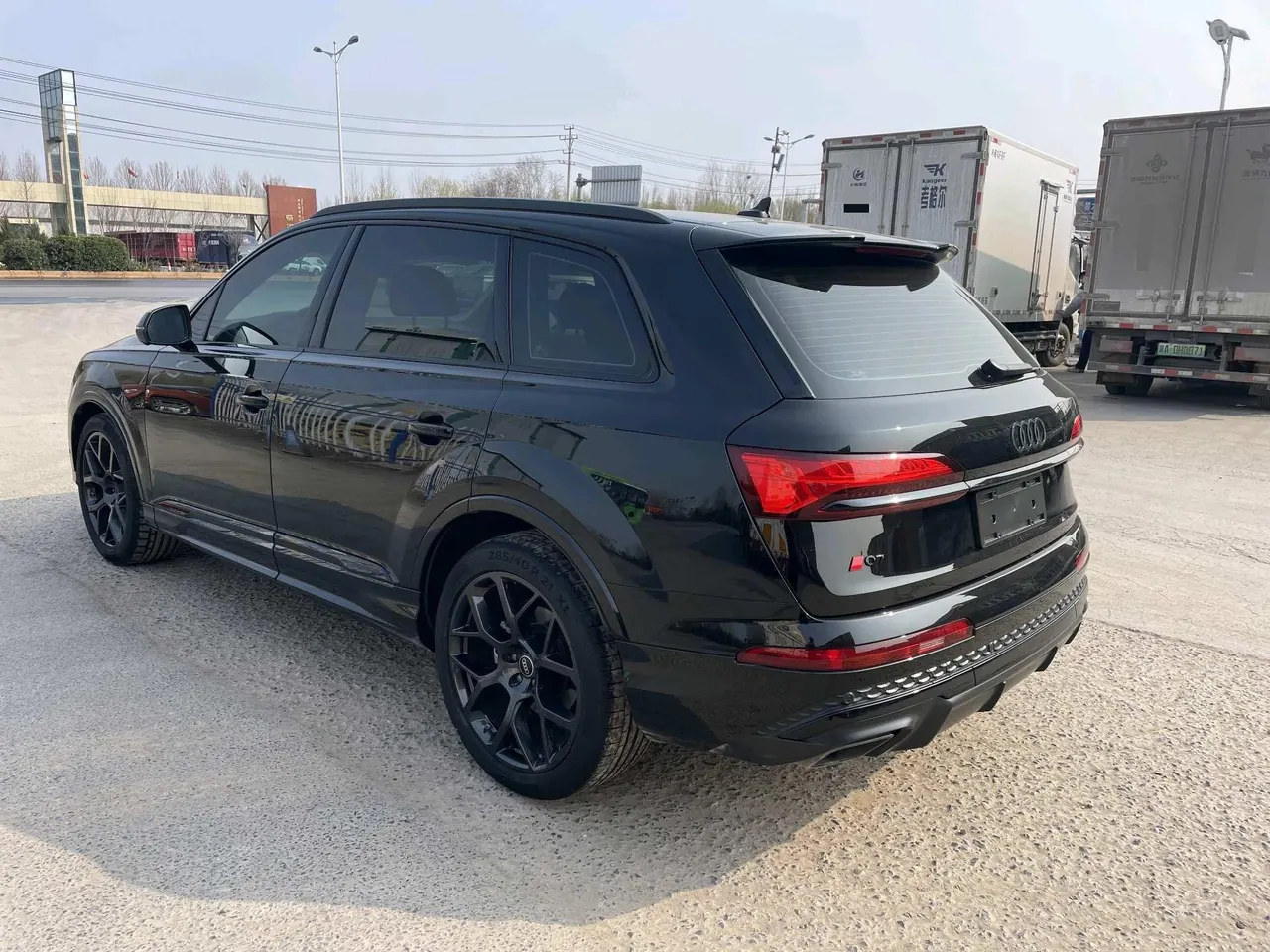 Audi Q7 (Imported) 2024 Q7 2.0TFSI 45TFSI Quattro S line Black Samurai Automatic Gear 5
