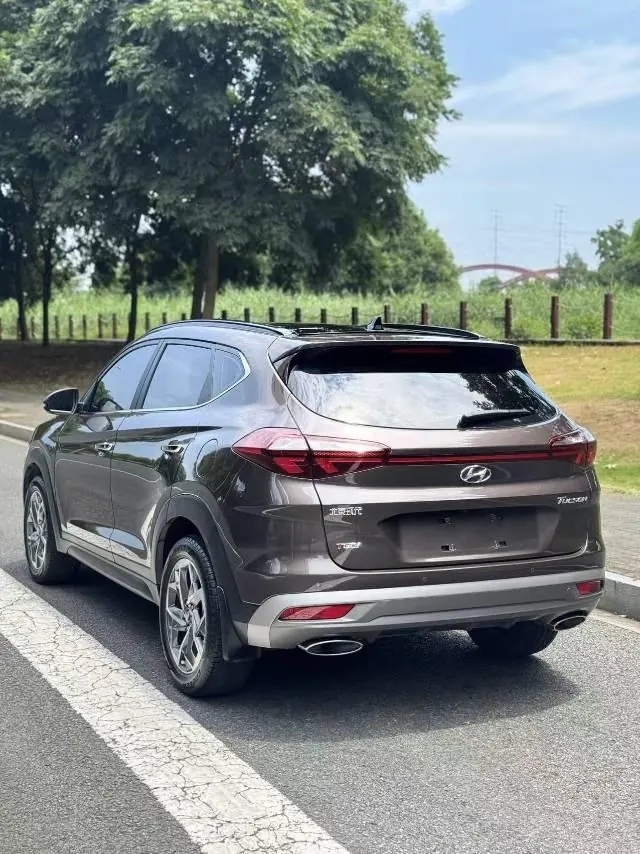 Hyundai 2020 Tousheng 1.6TGDi 280TGDi GLS Two-Drive Fashion Edition Automatic Gear 7