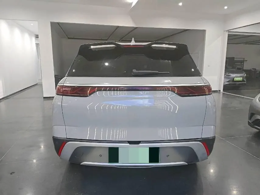 BYD 2024 frigate 07 DM-i 1.5T stepless glory version 205KM flagship automatic gear 2