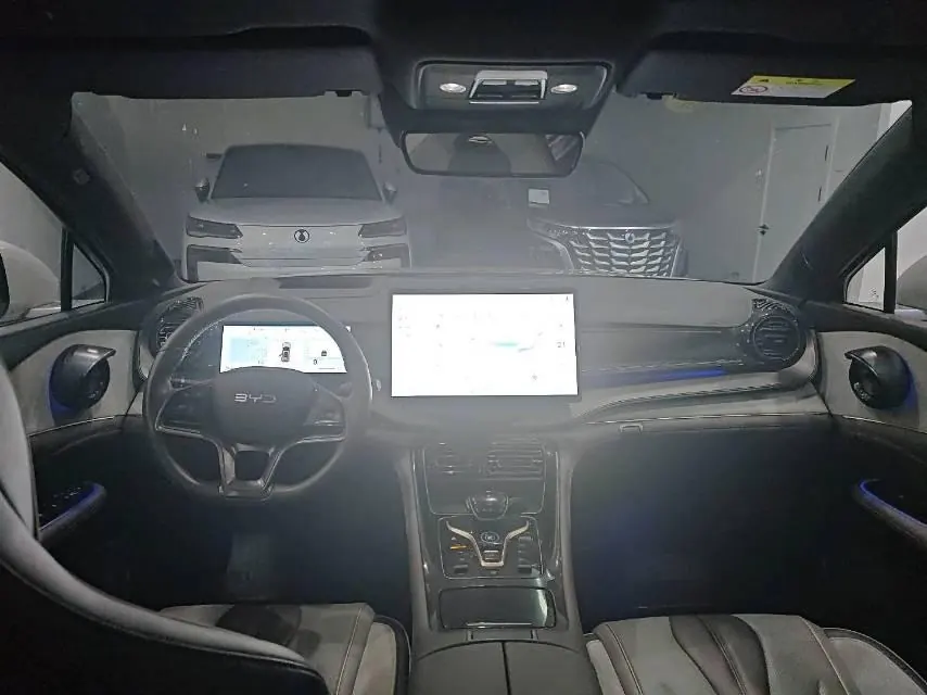 BYD 2024 frigate 07 DM-i 1.5T stepless glory version 205KM flagship automatic gear 5