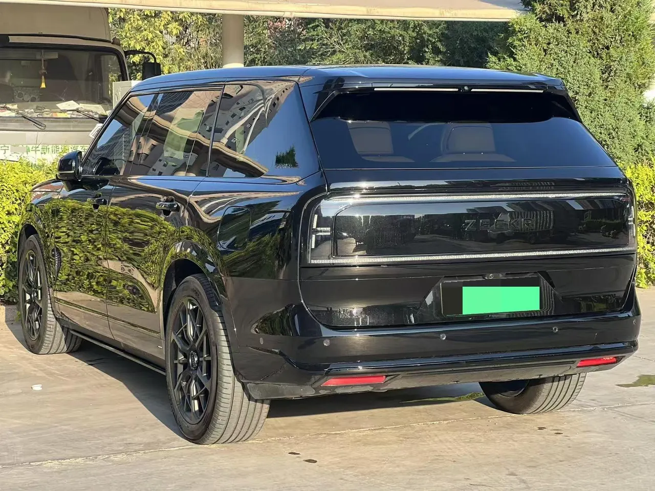 Zeekr 2025 Zeekr 9X 2.0T Ultra Edition 70kWh Automatic Gear 7