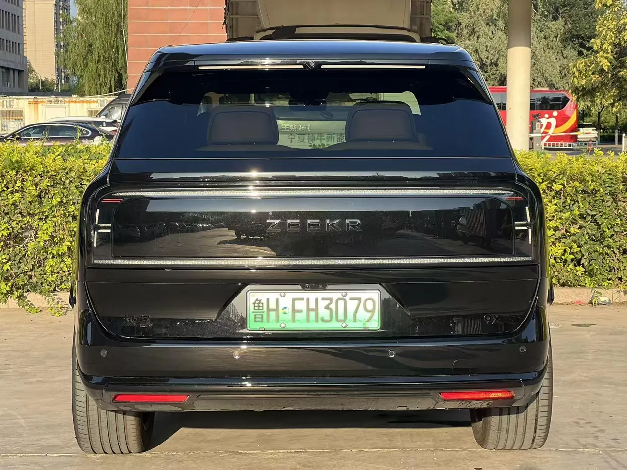 Zeekr 2025 Zeekr 9X 2.0T Ultra Edition 70kWh Automatic Gear 8