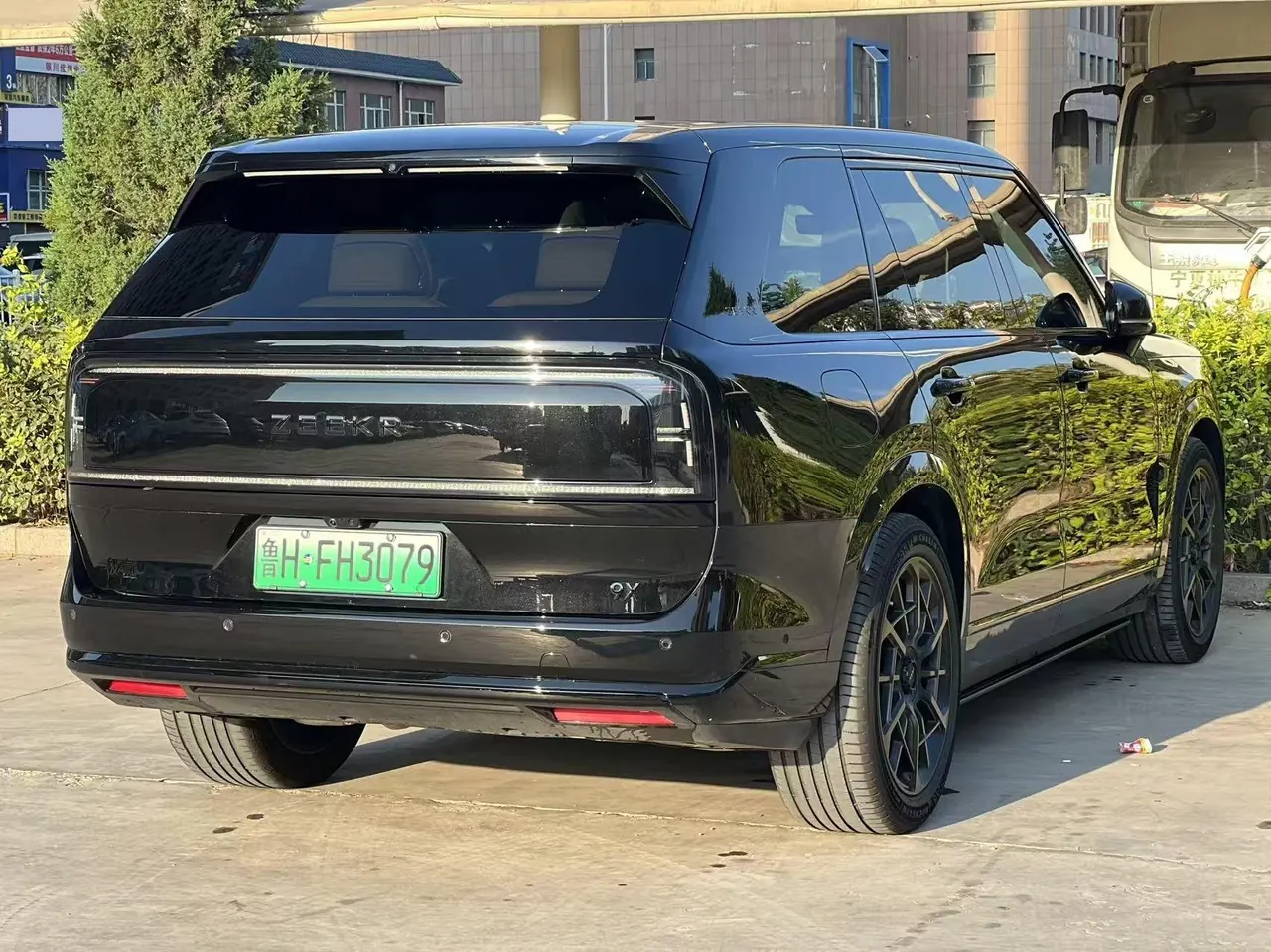 Zeekr 2025 Zeekr 9X 2.0T Ultra Edition 70kWh Automatic Gear 9