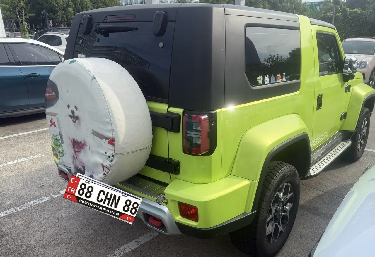 Beijing 2020 BJ40 2.0T 4-wheel drive tribute version extreme automatic gear 2
