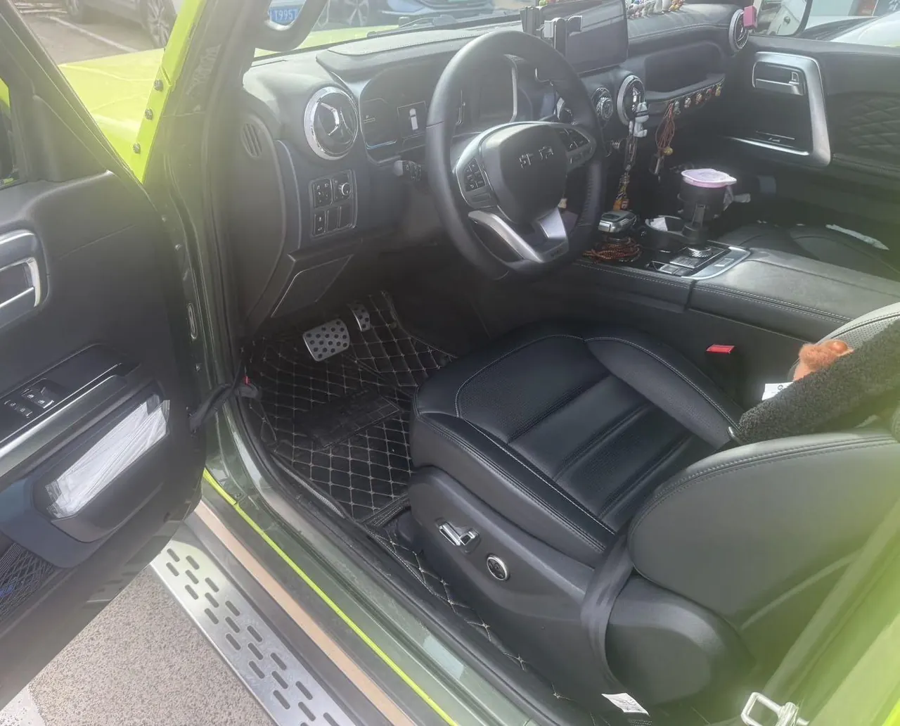 Beijing 2020 BJ40 2.0T 4-wheel drive tribute version extreme automatic gear 5