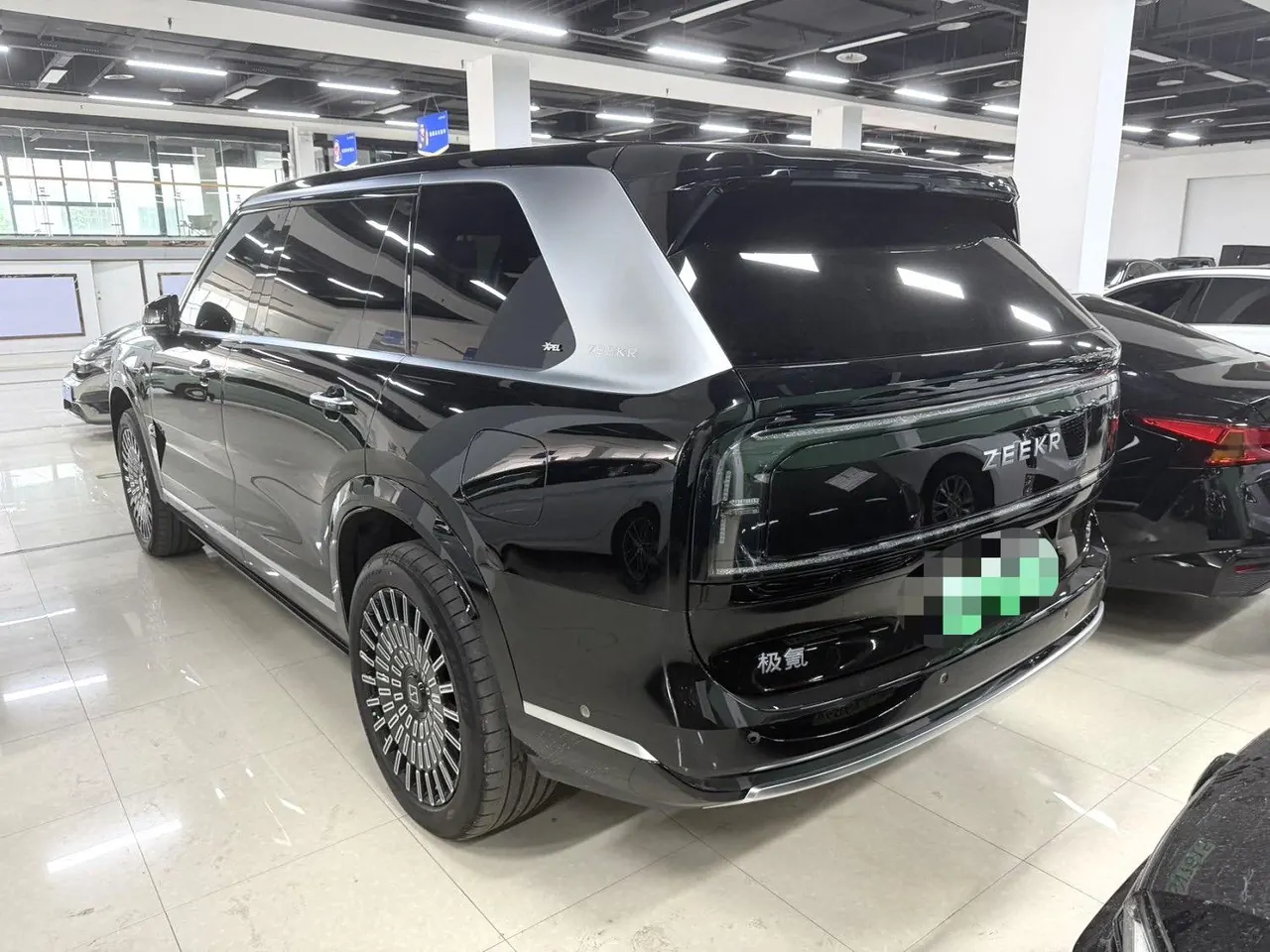 Zeekr 2025 Zeekr 9X 2.0T Max 55kWh automatic gear 5