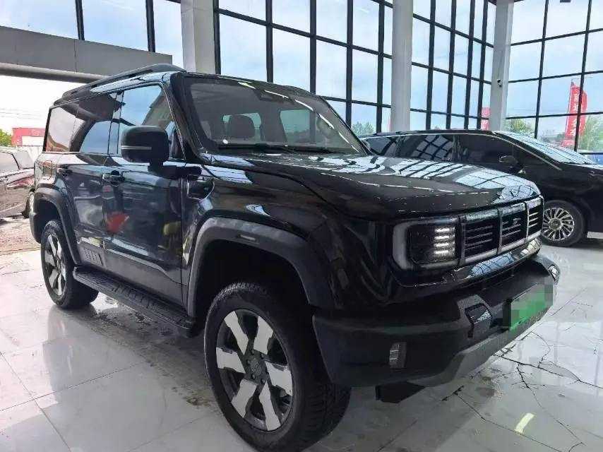 Beijing 2025 BJ40e Standard Edition Automatic 3