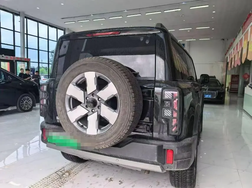 Beijing 2025 BJ40e Standard Edition Automatic 9