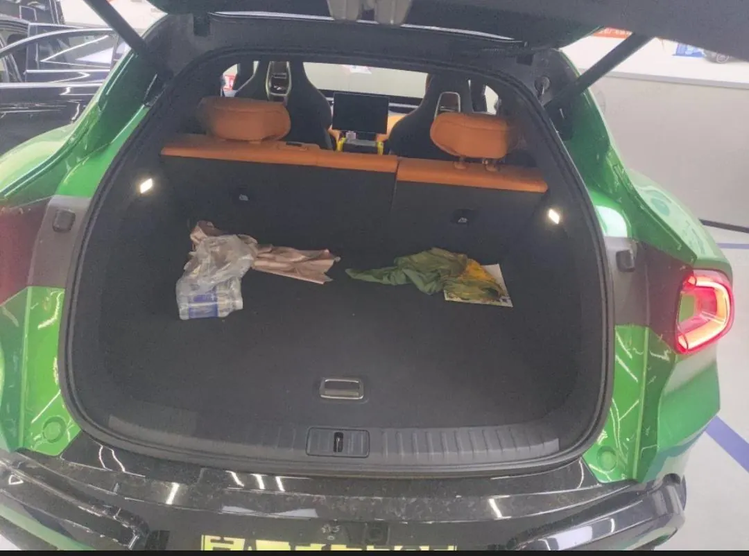 MI 2025 YU7 Long Endurance Rear Drive Automatic Gear 5