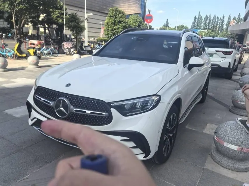 Mercedes Benz 2024 GLC 260 L 4MATIC 48V 2.0T Luxury 5-seat Automatic Gear - View 1