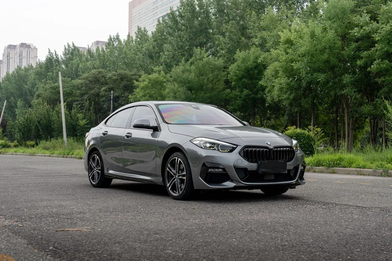 BMW 2 Series (Imported) 2021 225i Four-Door Coupe 2.0T M Sports Obsidian Night Suit Automatic Gear 3