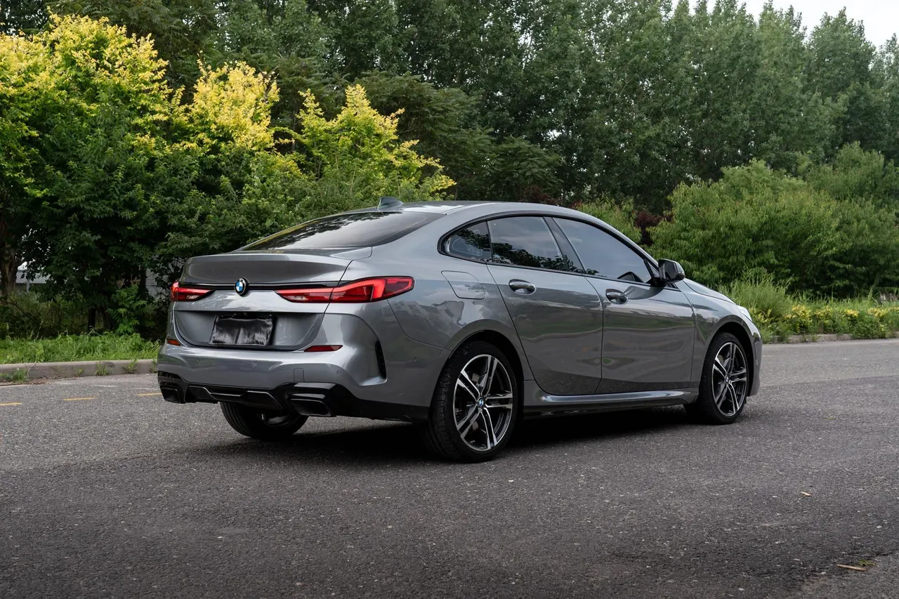 BMW 2 Series (Imported) 2021 225i Four-Door Coupe 2.0T M Sports Obsidian Night Suit Automatic Gear 4