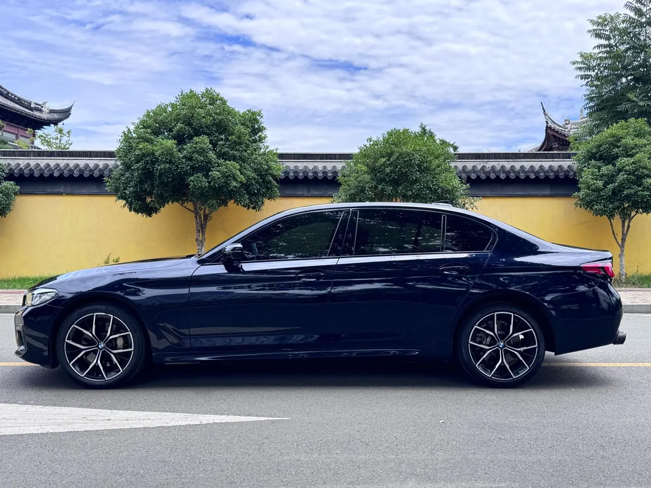 BMW 5 Series 2021 530Li 2.0T Exclusive M Sports Suit Automatic Gear 4