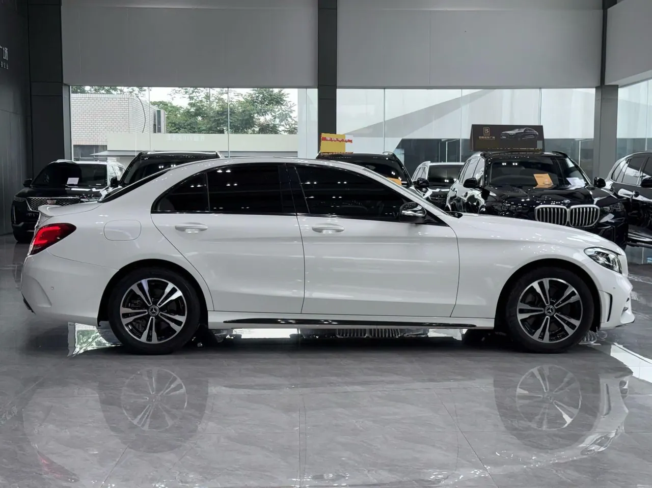 Mercedes Benz Class C 2020 C 260 48V 1.5T Sports Edition Automatic Gear 5