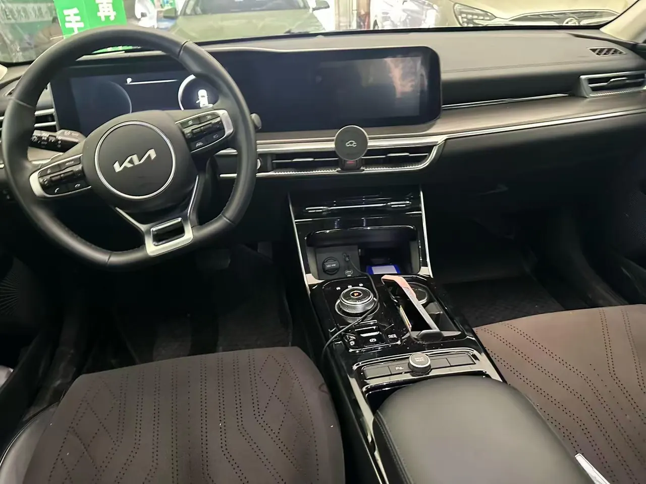 Kia 2021 K5 Keku 1.5T 270T CVVD New Edition Automatic Gear 4