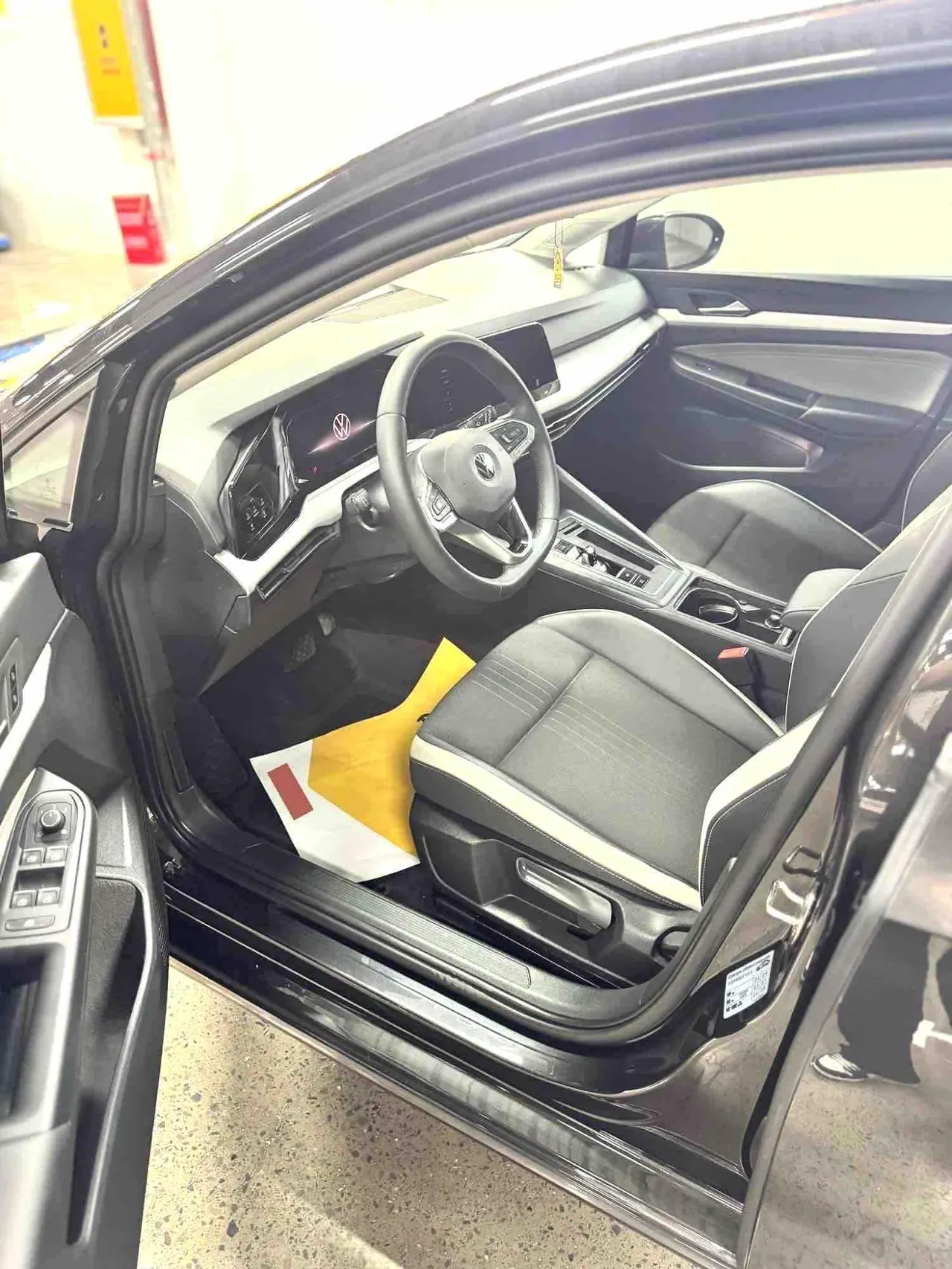 Volkswagen 2021 Golf 8 PRO 1.4TSI 280TSI Automatic 9