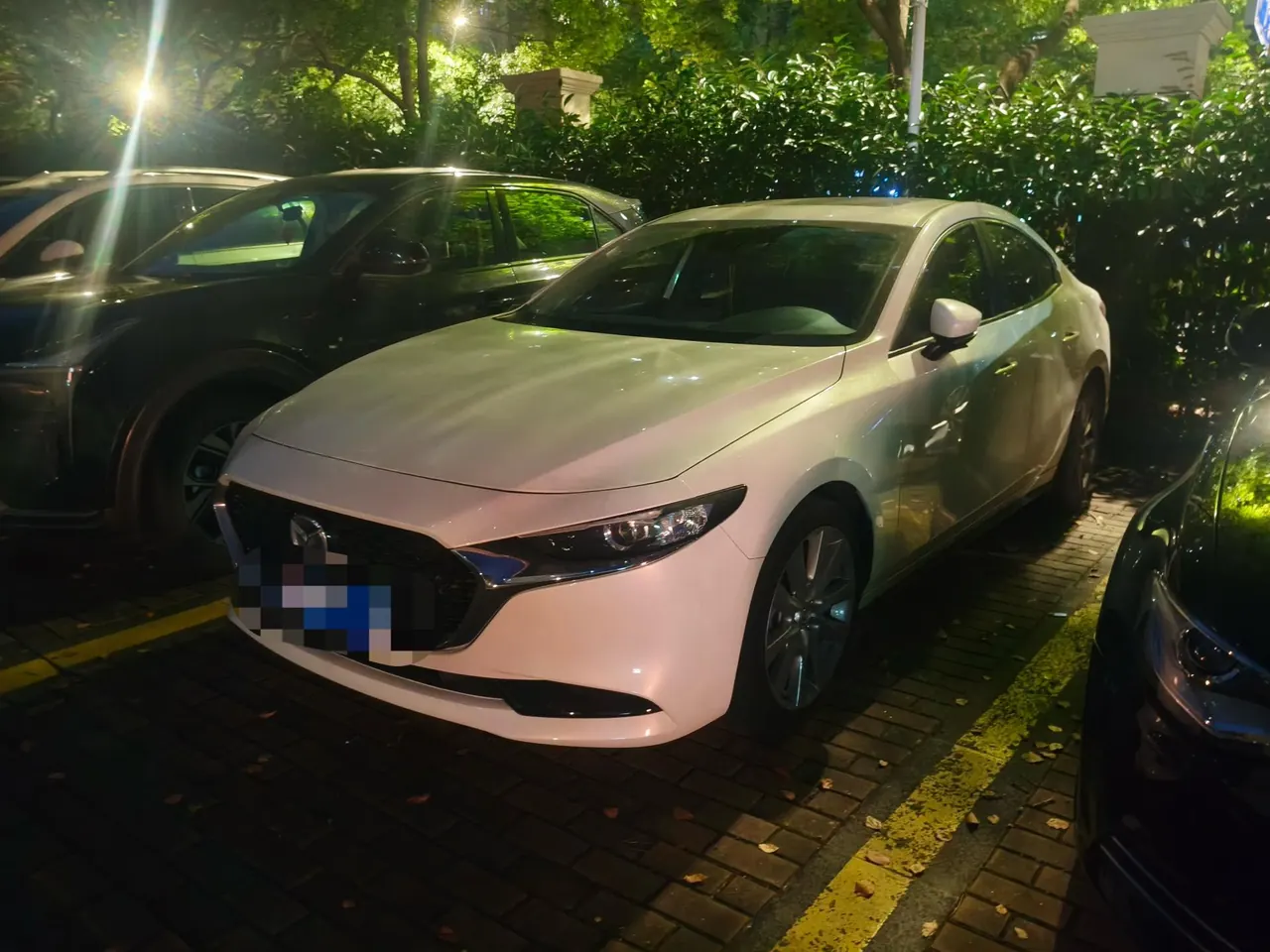 Open image lightbox: Mazda 3 Oncorsela 2020 Mazda 3 Oncorsela-sedan 2.0 quality dazzle version automatic transmission