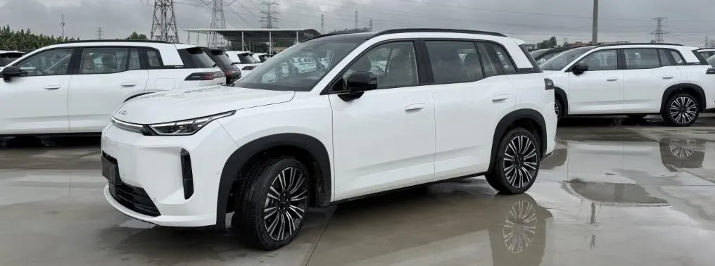 Открыть галерею: GAC Aion 2026 Aion I 60 210 Advanced Automatic Gear