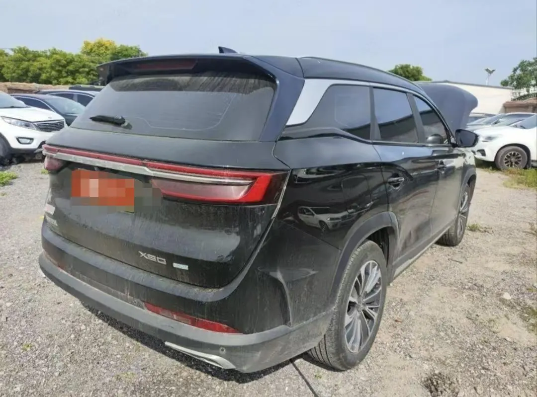 Jetour 2025 X90 C- DM 1.5T Elite Edition 7-seat Automatic Gear 5