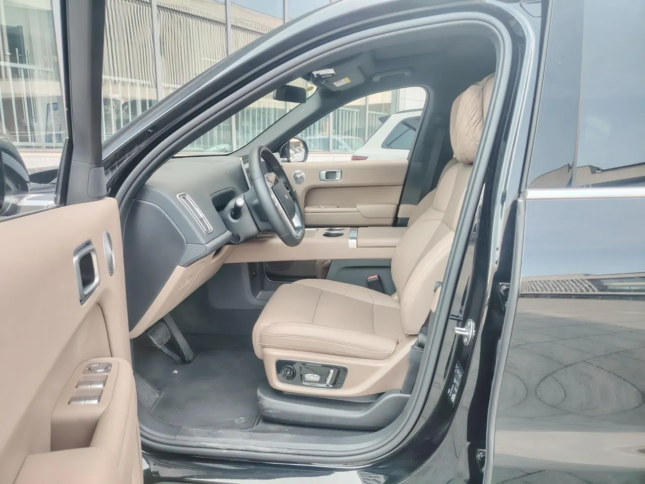 Li 2025 L8 Ultra Smart New Edition Automatic Gear 3