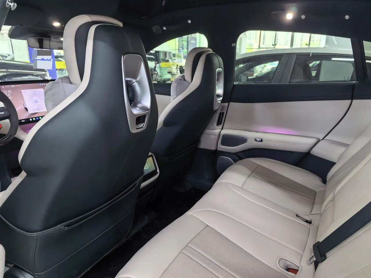 MI 2025 YU7 Long Endurance High Performance Four-wheel Drive Max Edition Automatic Gear 4