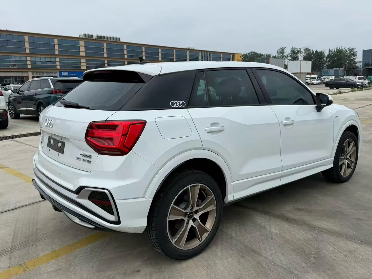 Audi 2022 Q2L 1.4TFSI 35TFSI Fashion Dynamic Automatic 6