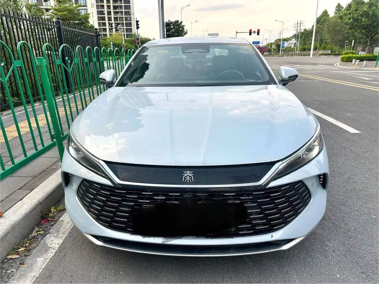 BYD 2025 Qin L DM-i 1.5 stepless smart driving version 80KM leading automatic gear 2