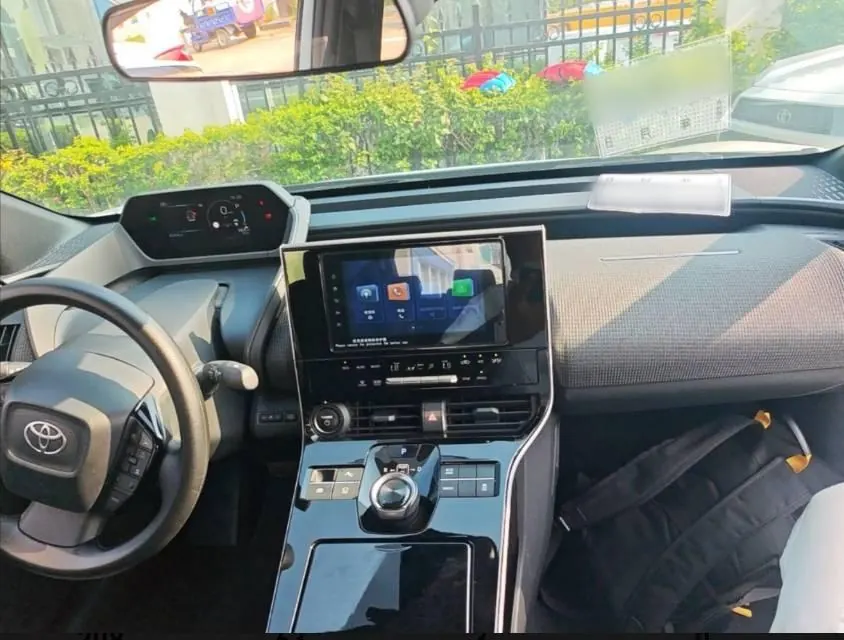 Toyota 2025 Platinum Intelligence 4X 615 Air Edition Automatic Gear 6