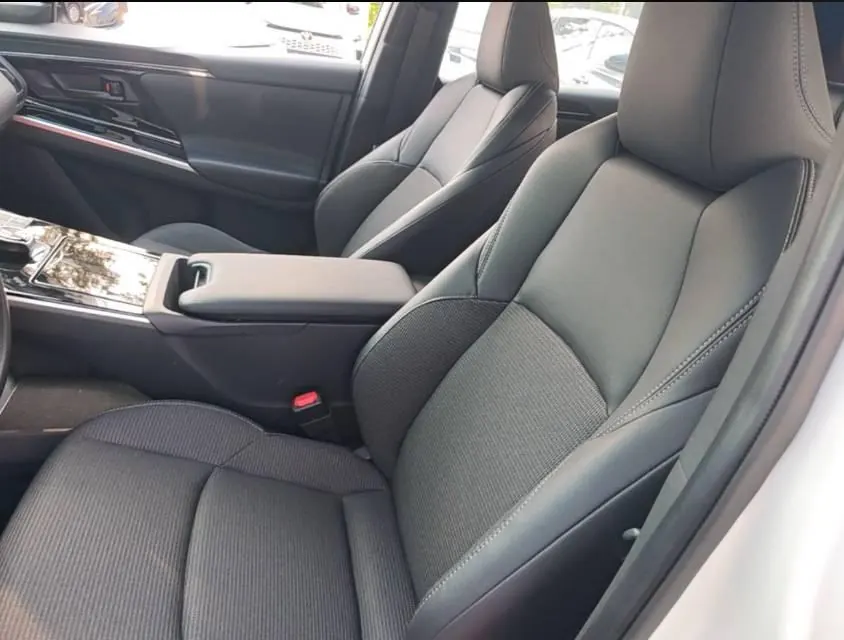 Toyota 2025 Platinum Intelligence 4X 615 Air Edition Automatic Gear 8