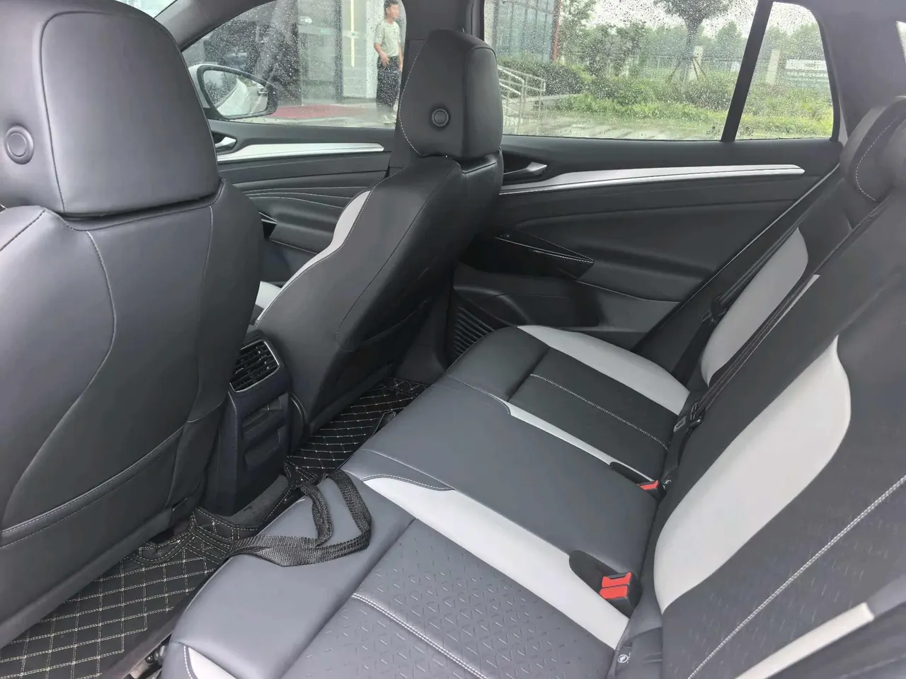 Volkswagen 2026 ID. 4 CROZZ Exclusive PURE Automatic 5