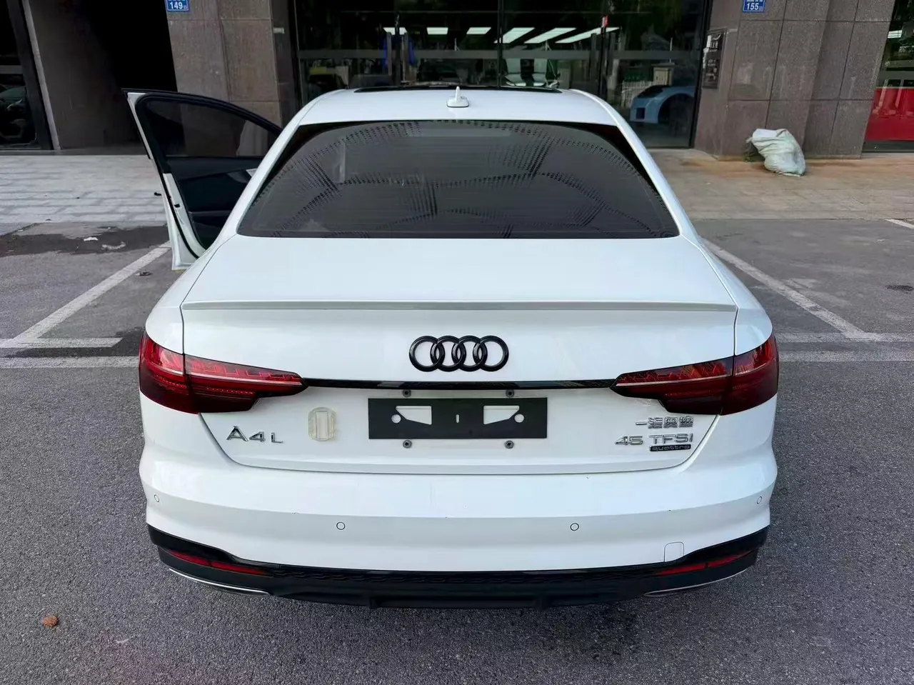 Audi 2020 A4L 2.0TFSI 45TFSI Quattro Selected Dynamic Automatic 3