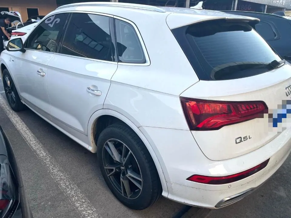 Audi 2020 Q5L 2.0TFSI 40TFSI Enjoy Fashion (Modified) Automatic Gear 7