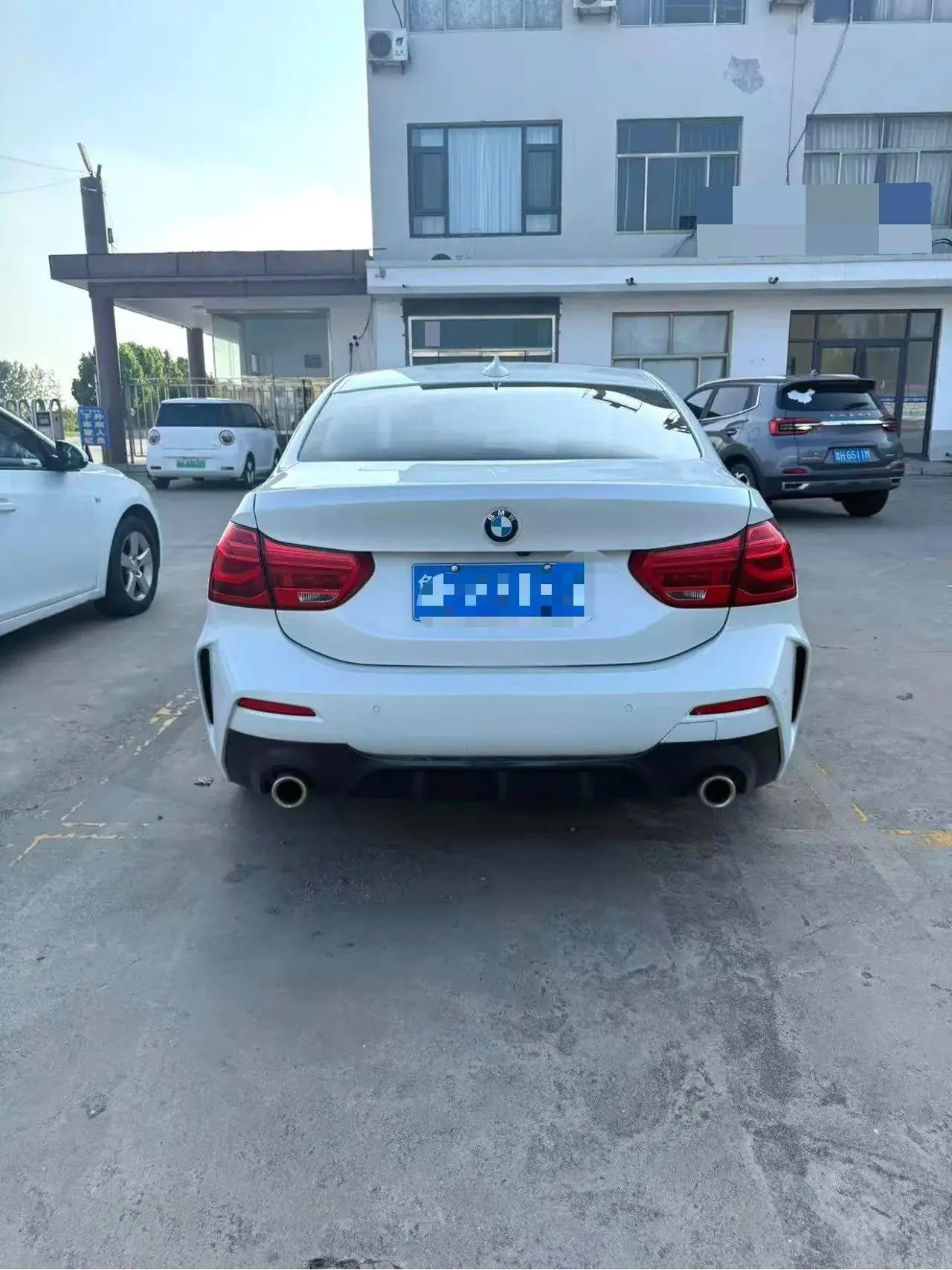 BMW 1 Series 2020 120i 1.5T M Sports Suit Automatic Gear 3