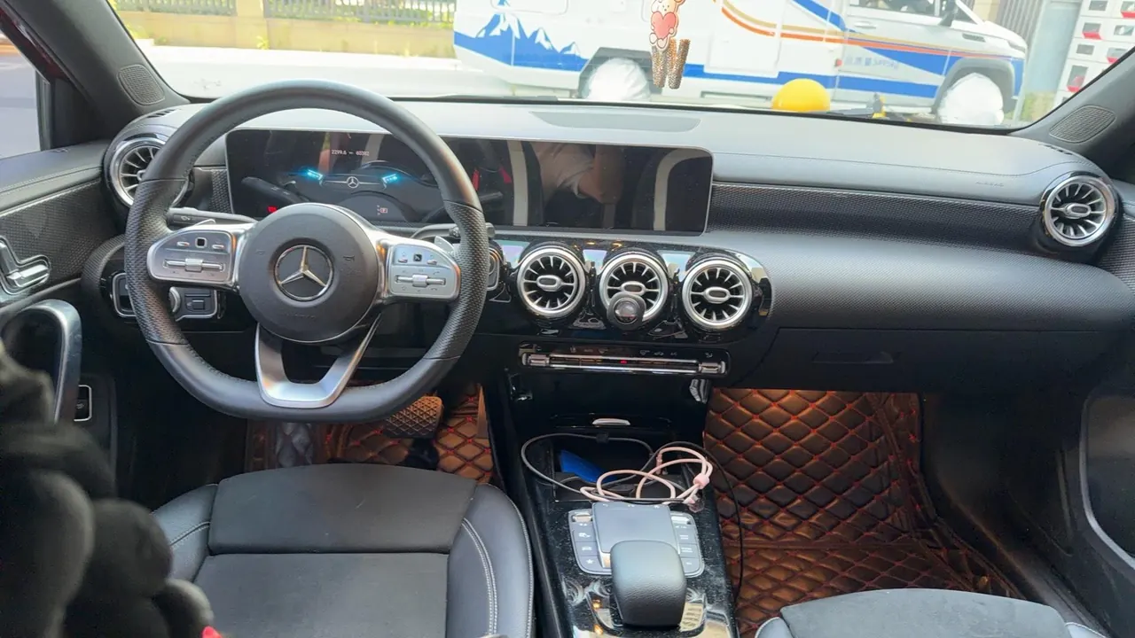 Mercedes Benz Class A 2020 A 200 L 1.3T Fashion (Modified) Automatic Gear 4