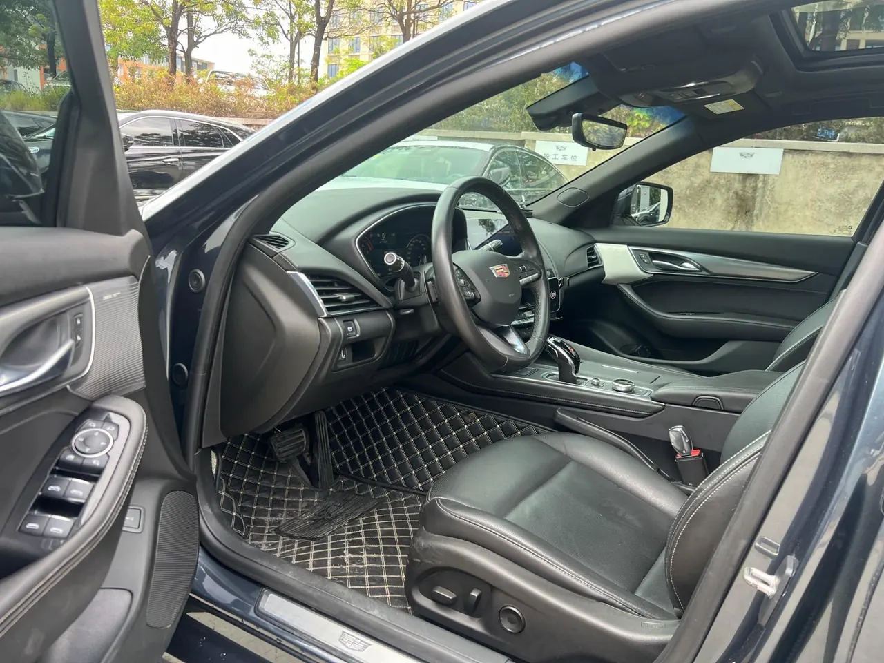 Cadillac 2021 CT5 2.0T 28T luxury automatic gear 4