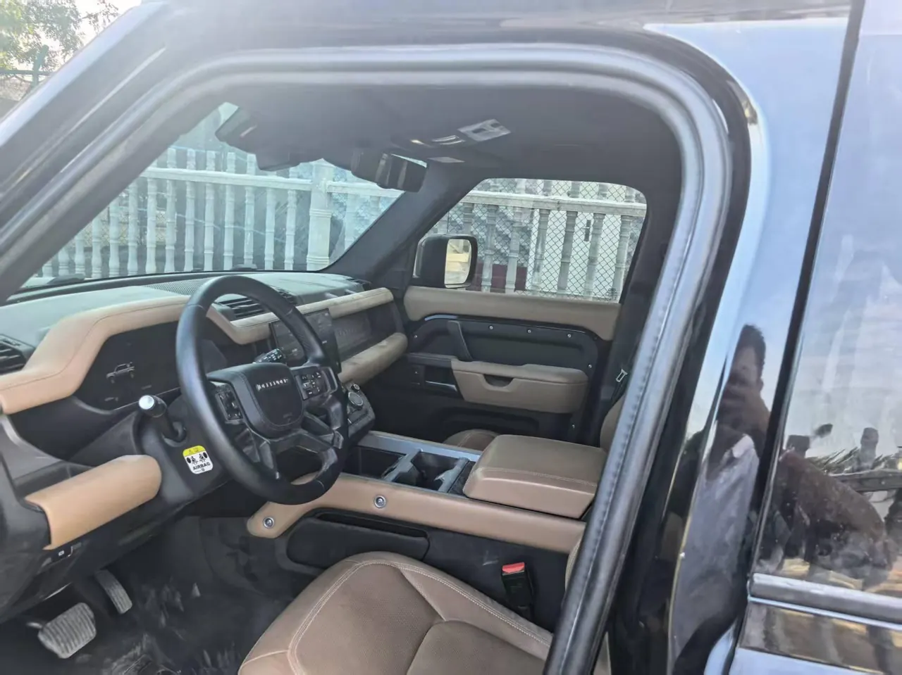 Land Rover Guard (Imported) 2024 Guard 110 48V 3.0T P400 X-DYNAMIC HSE Automatic Gear 4