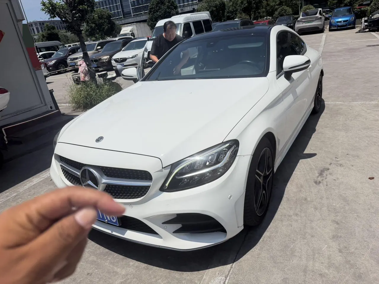 Открыть галерею: Mercedes Benz Class C (Imported) 2020 C 200 Coupe 1.5T Automatic Gear