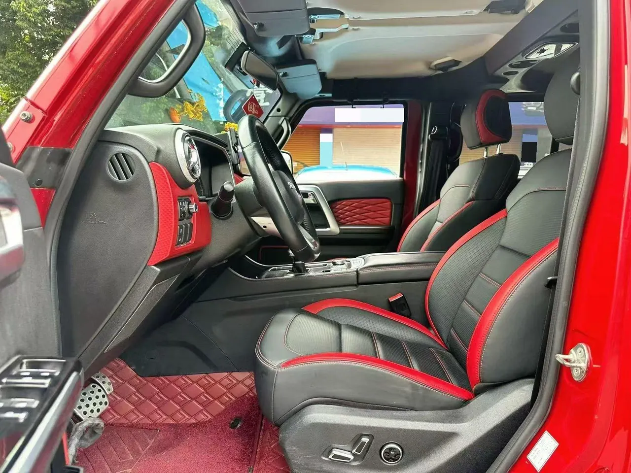 Beijing 2020 BJ40 2.0T 4-wheel drive city hunter version chivalrous automatic gear 4