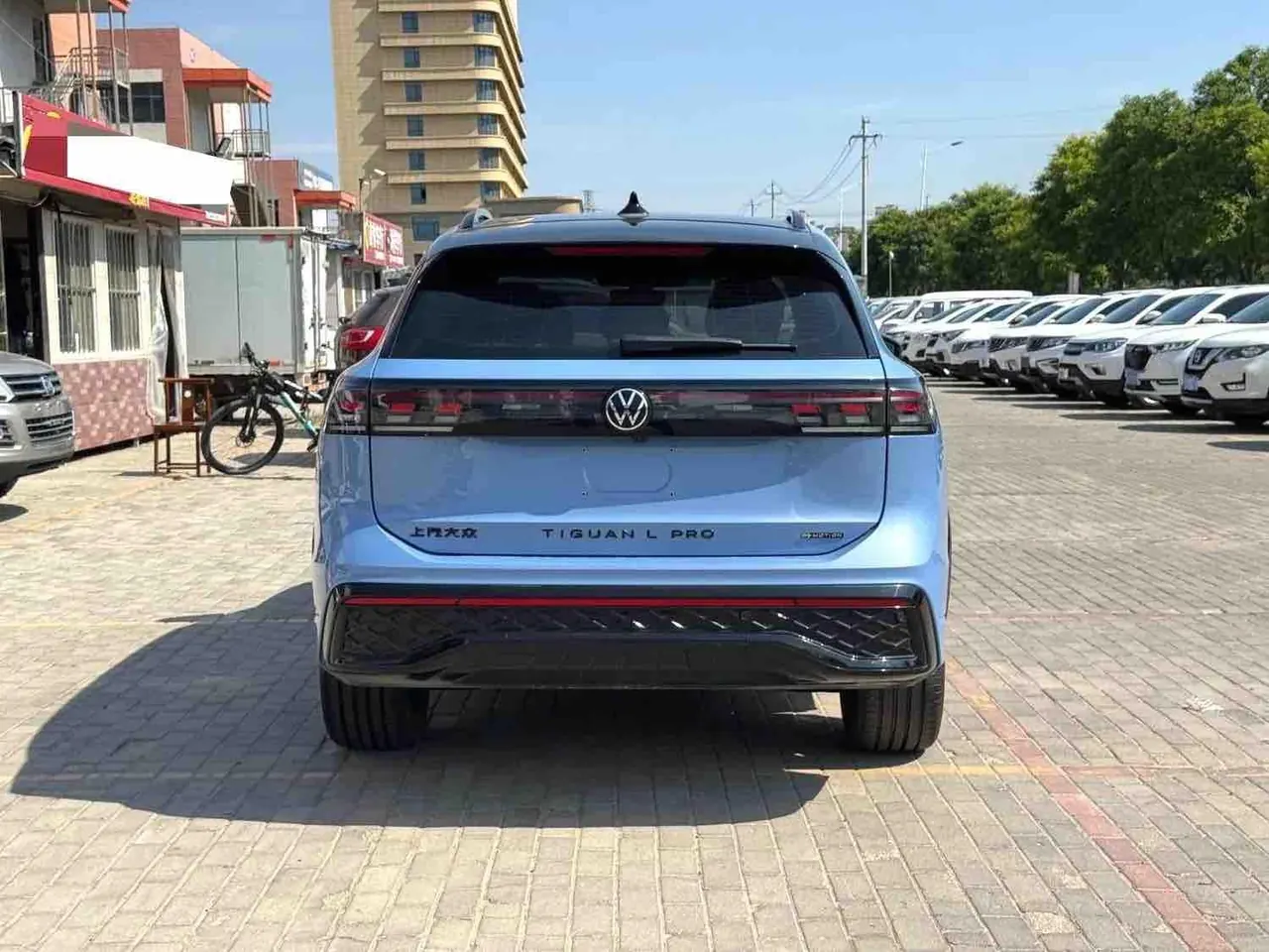 Volkswagen 2024 Tiguan L PRO 2.0TSI 380TSI Four-wheel Drive R-Line Smart Edition Automatic Gear 4