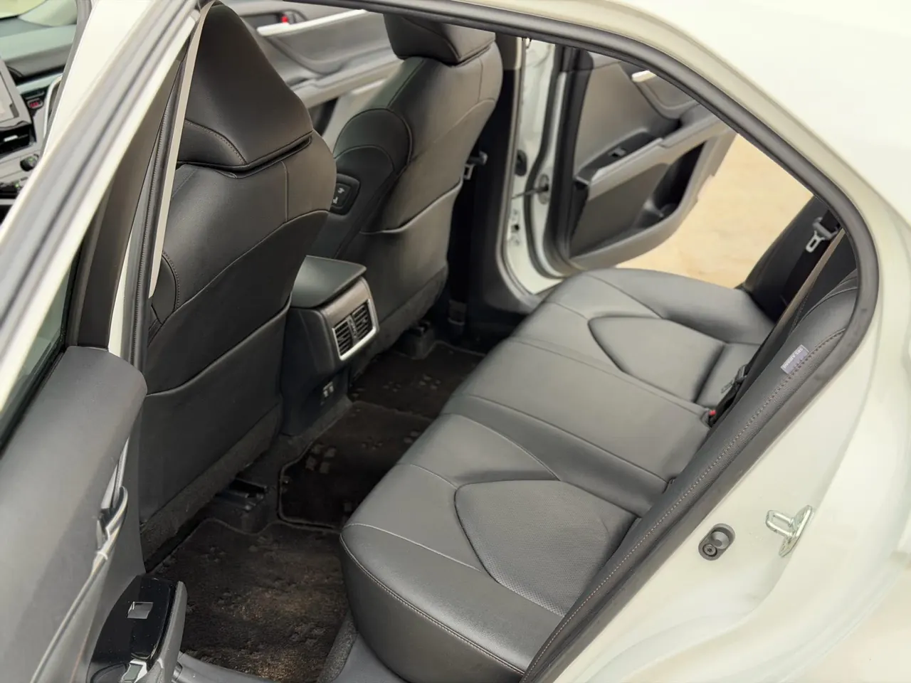 Toyota 2021 Camry 2.0G Stepless Deluxe Edition Automatic Gear 10