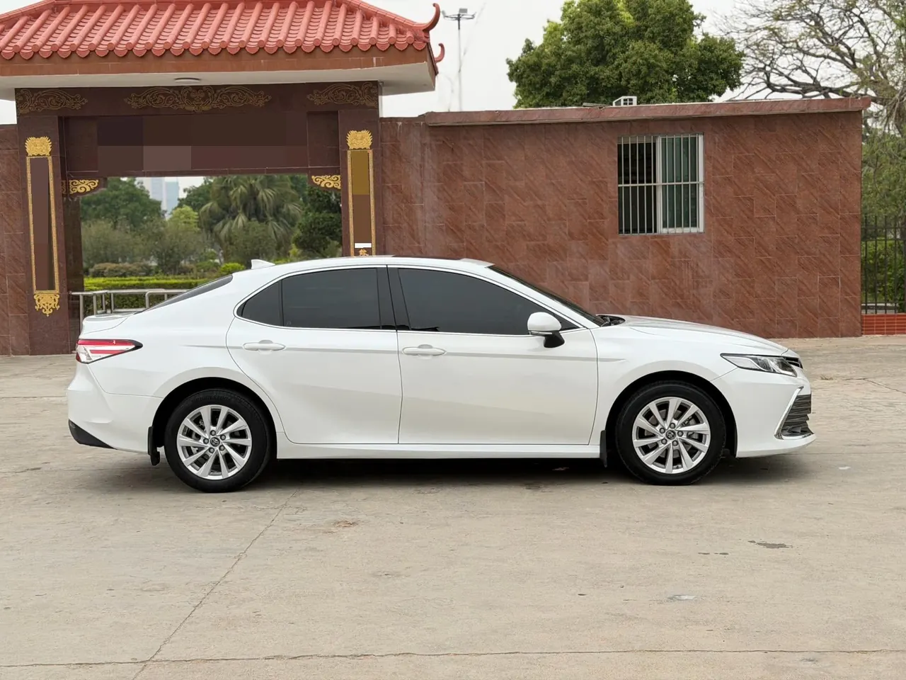 Toyota 2021 Camry 2.0G Stepless Deluxe Edition Automatic Gear 13